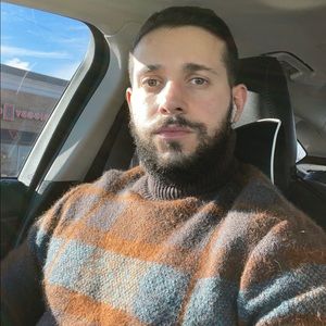 Meet your Posher, Abbas